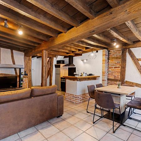 Les Chambres Tonics Montrevel-en-Bresse Buitenkant foto