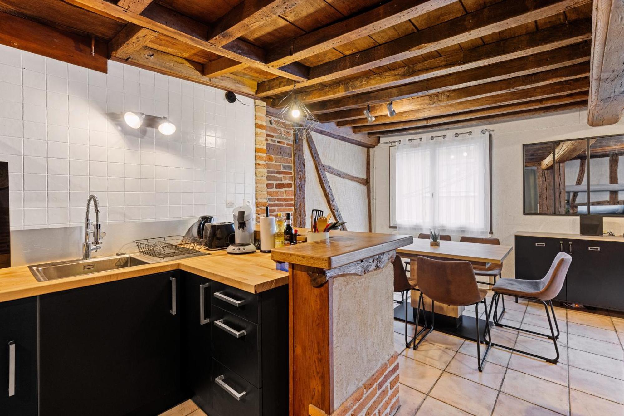 Les Chambres Tonics Montrevel-en-Bresse Buitenkant foto