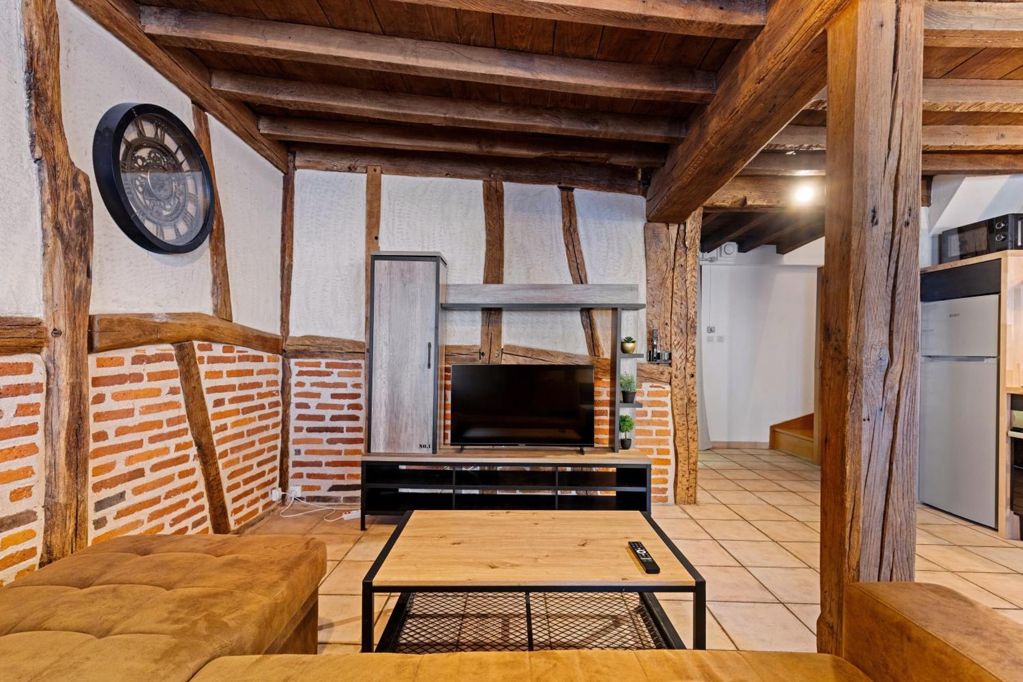 Les Chambres Tonics Montrevel-en-Bresse Buitenkant foto